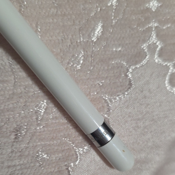 Apple White 1ST Generation Pencil